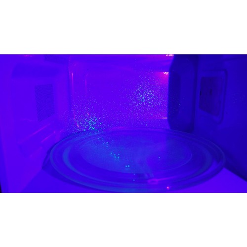 TRUSCO 1灯ブラックライト ズーム機能付