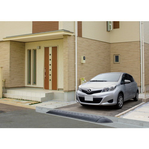 IRIS 529432 ゴム製段差プレート コーナータイプ ブラック