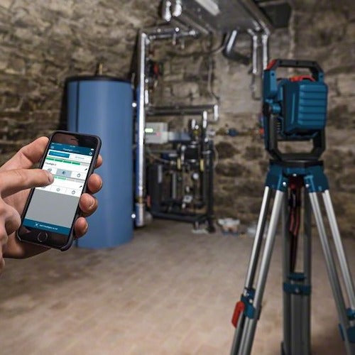 ボッシュ 18VコードレスライトLED+バッテリー充電器セット