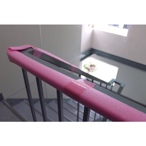 ワニ印　コーナーガード　Ｌ型ショックレス５０　ピンク　１．７ｍ　１００本入り