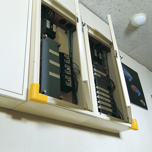 ＣＡＲ−ＢＯＹ　安心クッション　コーナー用　大　レッド