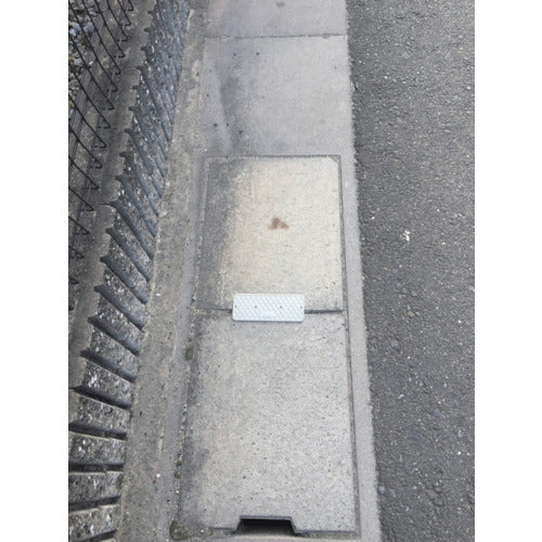 アラオ　側溝ダートカバー　グレー