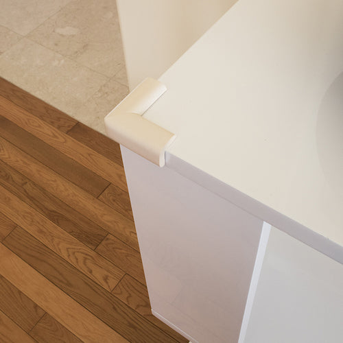 ＣＡＲ−ＢＯＹ　コーナーゴムパット　ちび４Ｐ　アイボリー