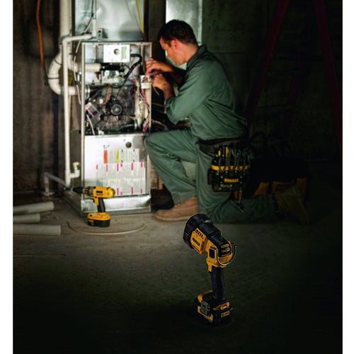 ＤＥＷＡＬＴ　１８ＶＬＥＤスポットライト（本体のみ）