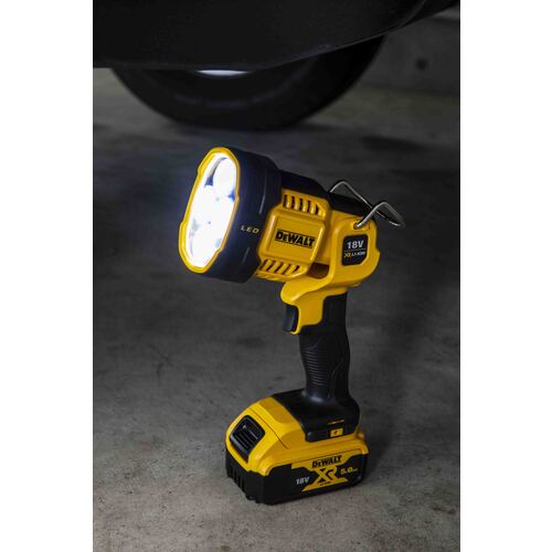 ＤＥＷＡＬＴ　１８ＶＬＥＤスポットライト（本体のみ）