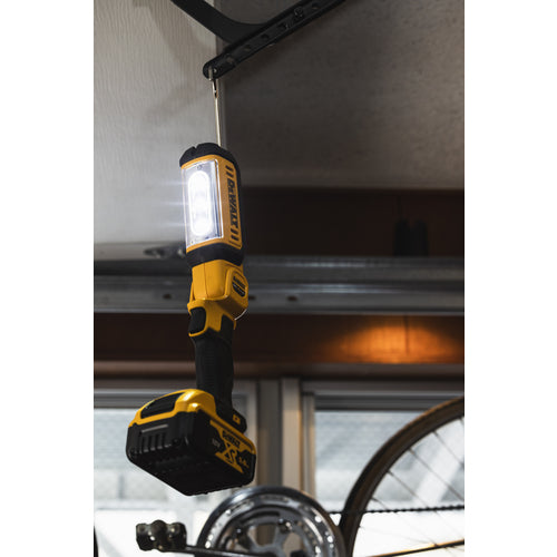 ＤＥＷＡＬＴ　１８ＶＬＥＤワークライト（本体のみ）