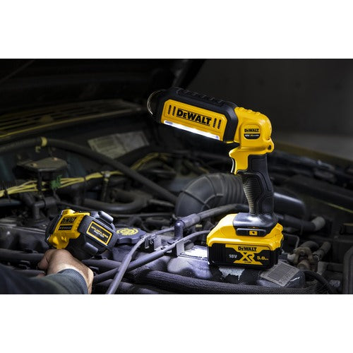 ＤＥＷＡＬＴ　１８ＶＬＥＤワークライト（本体のみ）