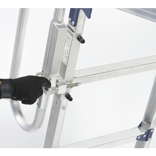 ＰｉＣａ　トラック昇降ステップ（手すり付き）