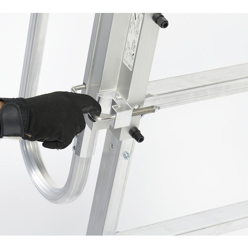 ＰｉＣａ　トラック昇降ステップ（手すり付き）