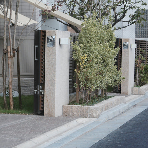 Ｋｏｍｙ　ＦＦミラー車出口＜ビス止めタイプ＞　１５０×２１０