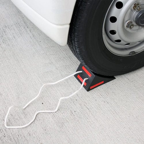 Ｍｅｌｔｅｃ　ゴム製　タイヤストッパー　１個　４ｔ以下