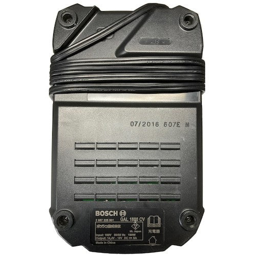 ボッシュ　１８ＶコードレスライトＬＥＤ＋バッテリー充電器セット