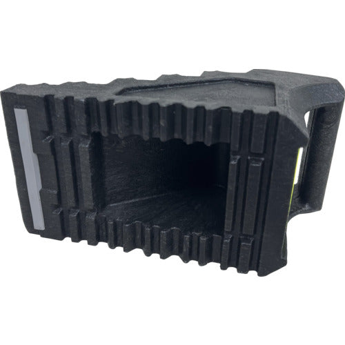 ＲＩＳＵ　タイヤストッパー　クルリプラ　輪止め（２個入り）