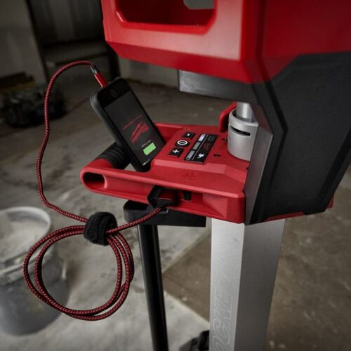 ｍｉｌｗａｕｋｅｅ　Ｍ１８　充電機能付きスタンドライト