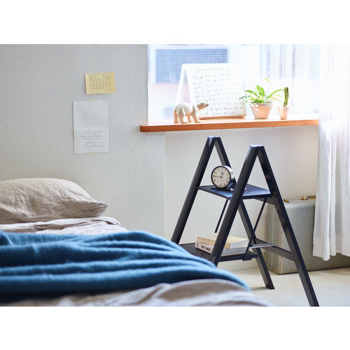 ハセガワ　スリムステップ　３段　シルバー