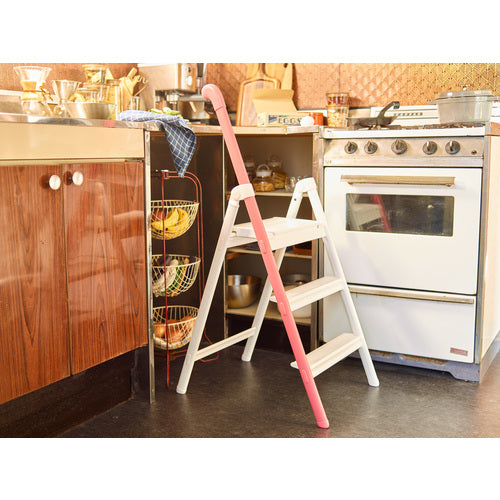 ハセガワ　踏台　ハンドルステップ　コーラルピンク（１７２６４）