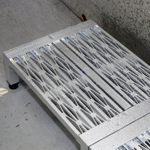 ＴＲＵＳＣＯ　高床式アルミ製ステップ　グレーチング仕様　６００Ｘ４５０ＸＨ１９０〜２２０