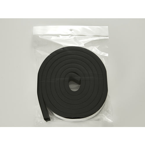 ＴＲＵＳＣＯ　粘着付平型スポンジ　１０ｍｍ×３０ｍｍ×２．４ｍ