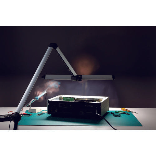 山田　ＬＥＤデスクライト